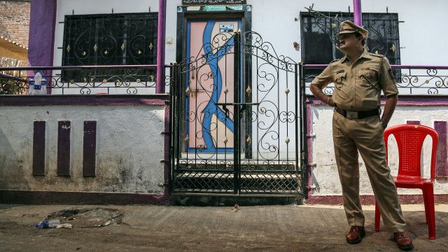 Полицеский, Индия