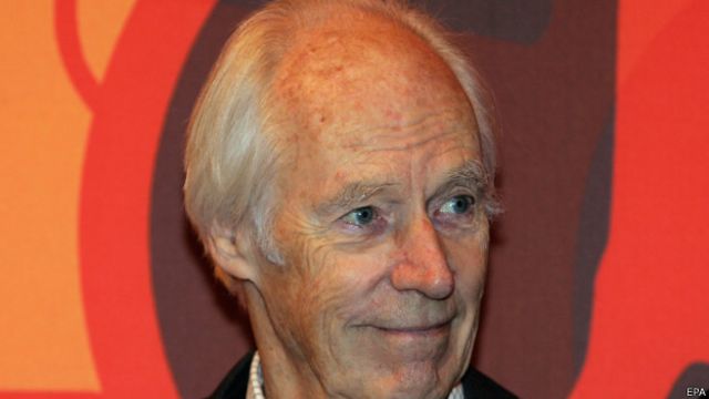 Quién era George Martin, el "quinto Beatle" que murió a los 90 años - BBC News Mundo