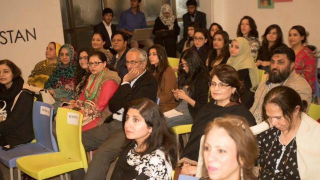 وومن تھرو فلم کی بانی مدیحہ رضا نے بتایا کہ اِس فیسٹیول کا مقصد خواتین کی آواز اور اُن کے خیالات کو فلم سازی کے ذریعے قومی اور بین الاقوامی سطح تک پہنچانا ہے