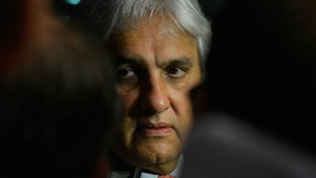 Lamachia afirma que os elementos analisados pela OAB vão muito além das declarações do senador Delcídio Amaral 