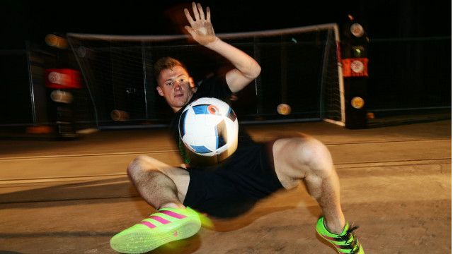 agencia Muy enojado Circo Estilo libre: cómo hacer cosas increíbles con el balón sin anotar un gol -  BBC News Mundo