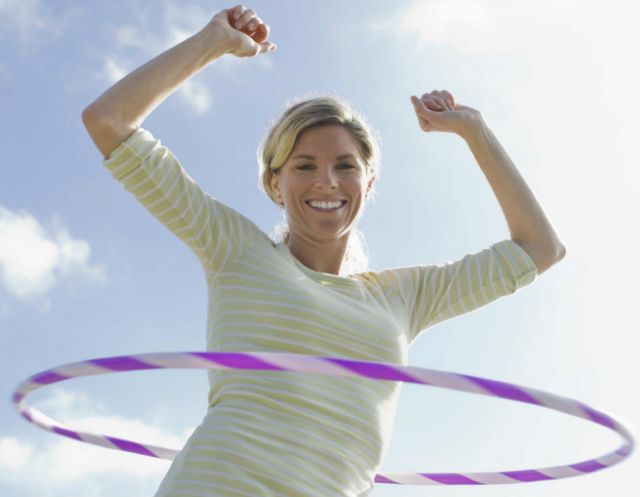 Robar a Yo Prueba de Derbeville Cómo el "hula hoop" puede ayudarte a quemar calorías - BBC News Mundo