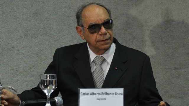 Durante o regime militar, entre 1970 e 1974, Ustra foi o chefe do DOI-Codi do Exército de São Paulo, órgão de repressão política do governo militar