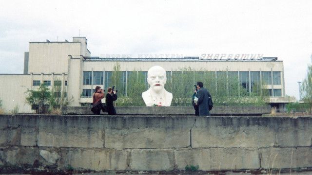 Всі, з ким я говорила, згадують Прип'ять як місто-мрію, але КДБ доповідало і про "антисанітарні умови" при його будівництві