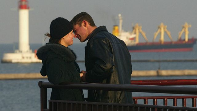 Antes, las parejas no podían verse en soledad hasta que no formalizaban su relación.