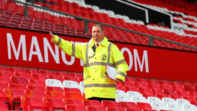 mulyazh bomby na stadione old trafford