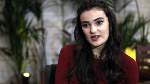 السجن لملكة جمال تركيا السابقة بتهمة إهانة الرئيس إردوغان Bbc News عربي