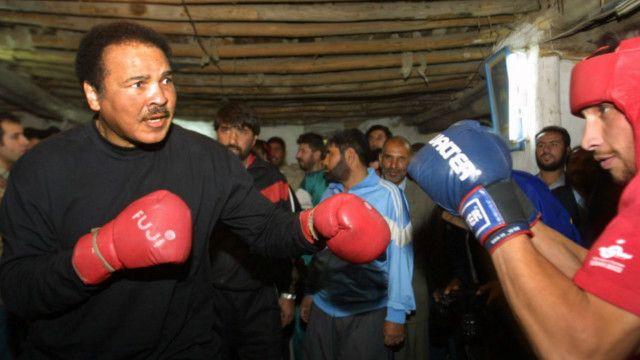 واکنش ها در افغانستان به درگذشت محمد علی Bbc News فارسی
