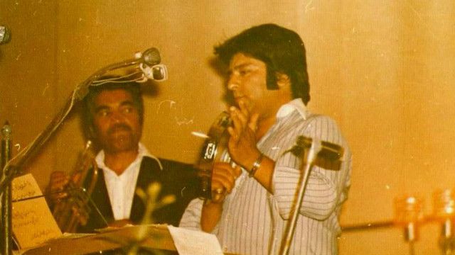 آلبوم عکس احمد ظاهر خواننده مشهور افغانستان Bbc News فارسی