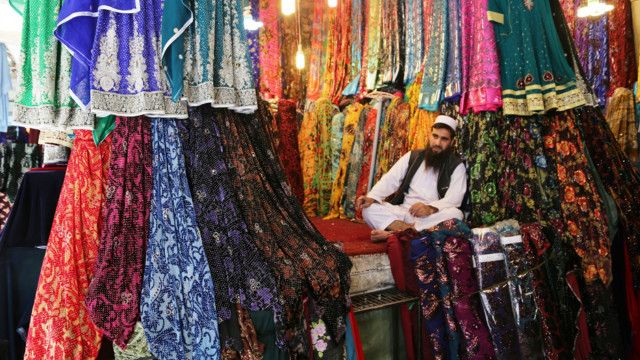 نامگذاری پارچه زنانه به نام سیاست مداران مرد افغانستان Bbc News فارسی