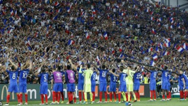 C'est la première victoire de la France sur l'Allemagne depuis 1958.