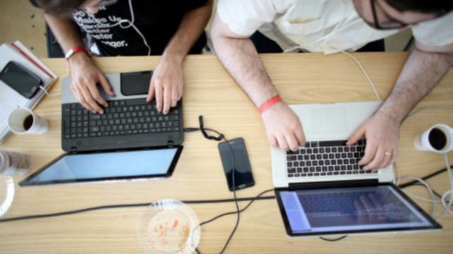 Cara Menjalankan Usaha Sampingan Yang Menguntungkan Anda Bbc News Indonesia