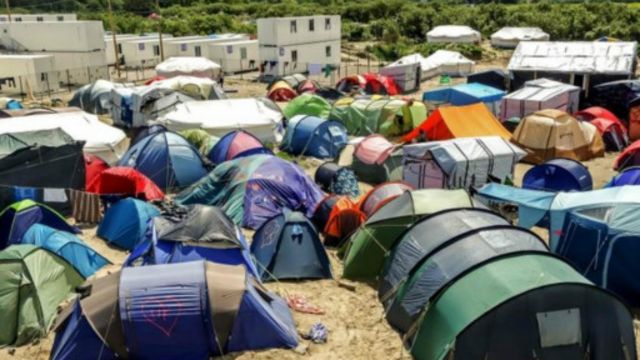 加萊「叢林」營地被很多人所詬病