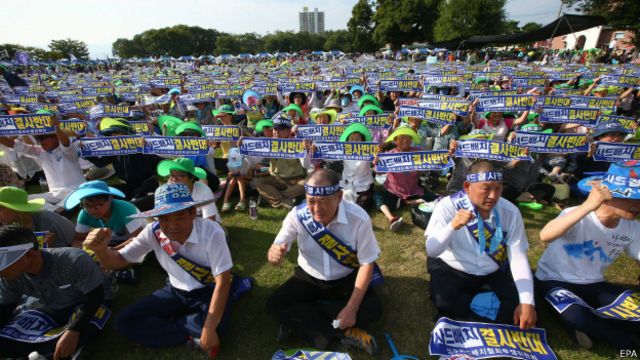 星州郡居民抗議部署薩德反導彈系統