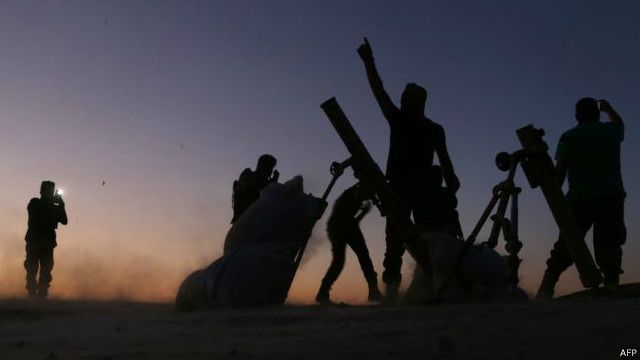 叛軍指揮官奧斯曼對路透社說,叛軍還同時拿下了鄰近的索蘭鎮。