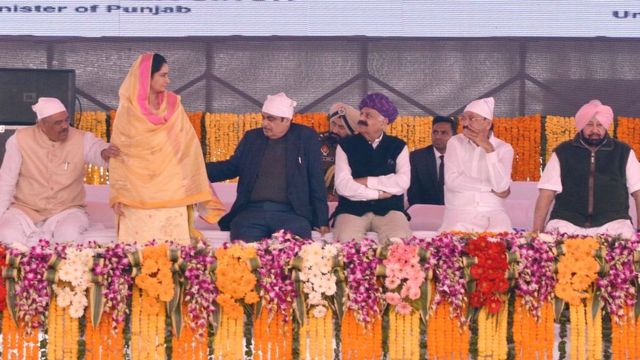 HARSIMRAT, NITIN GADKARI, VIJAY SAMPLA,