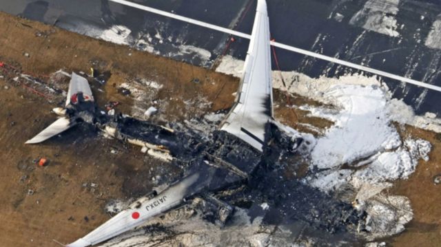 A350 tipi Airbus uçağının yangın sonrası görüntüsü