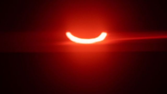 Vista del eclipse solar anular en Canadá