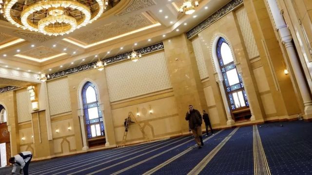 Янгиликлар: Ейишга ҳеч вақо, уйланишга пул йўқ, Қиёматгача тўлайдиган ...