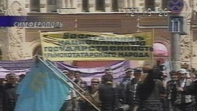 Kırım'da 18 Mayıs 2000'de, Tatarların düzenlediği protesto gösterisi