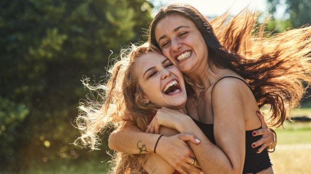 குணங்கள் கவர்ச்சியானவை