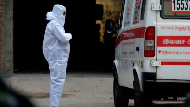 தமிழகத்தில் கைமீறிவிட்டதா கொரோனா இரண்டாம் அலை?