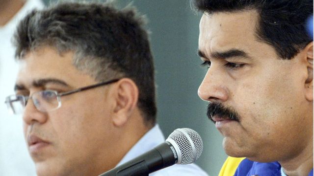 Elías Jaua y Nicolás Maduro.