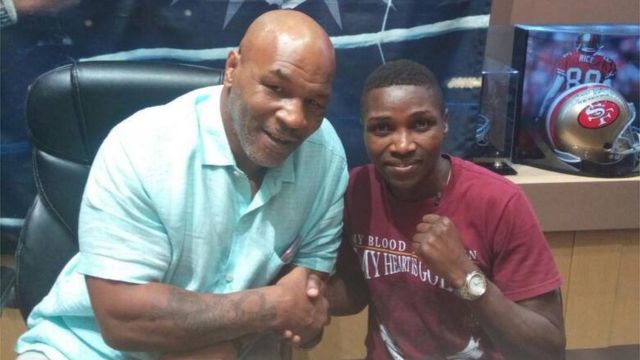 Fatuma Zarika alipokutana na bingwa wa zamani wa dunia Mike Tyson huko Las Vegas, Marekani.