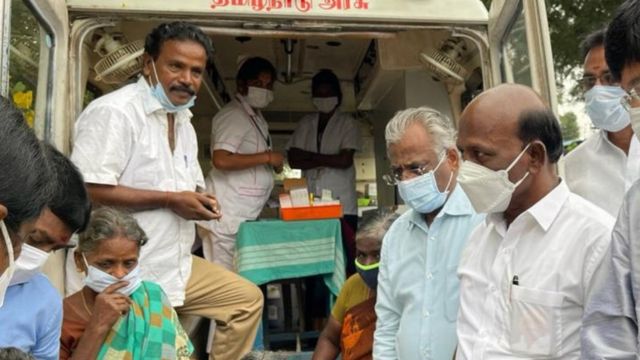 மக்களைத் தேடி மருத்துவ முகாமில்