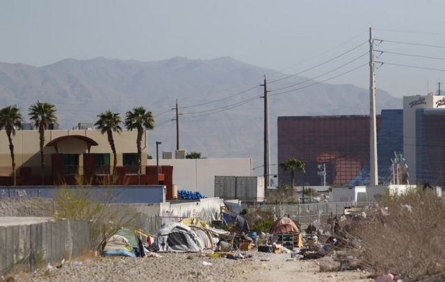 Campamento de personas sin hogar en Las Vegas, Nevada, Estados Unidos, el 29 de abril de 2023.