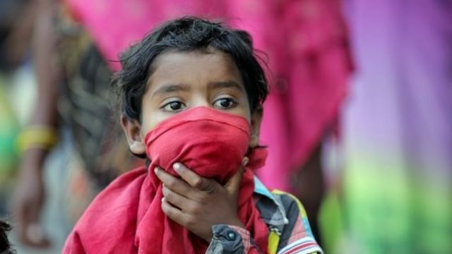 कोरोना पर पश्चिम बंगाल में क्यों हो रही है सियासत - BBC News हिंदी