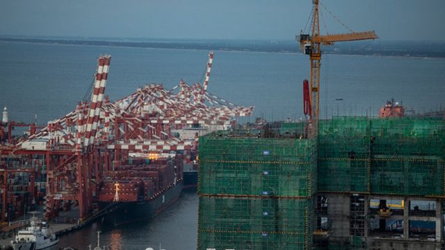 ஹம்பந்தோட்டை துறைமுகம்