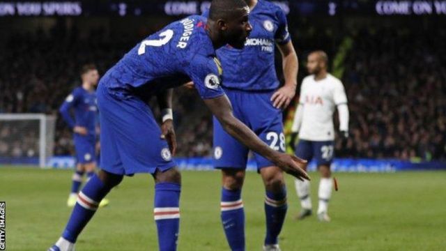 Rigize kabiri mu ndwi zitatu gusa urukino rwa Premier League ruhagarara kubera ivangura rishingiye ku rukoba