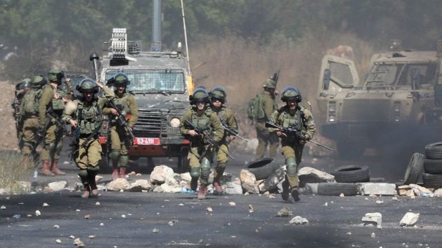 جنود الجيش الإسرائيلي في الضفة الغربية المحتلة