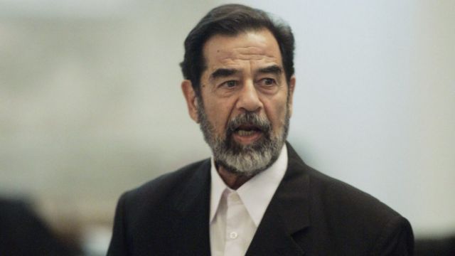 ظهور مفاجئ للوحة تذكارية عن صدام حسين شرقي لندن Bbc News عربي