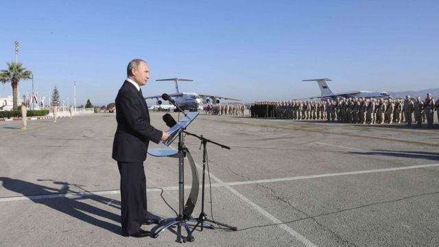 NYT: Россия выводит из Сирии часть военных и ЗРК С-300