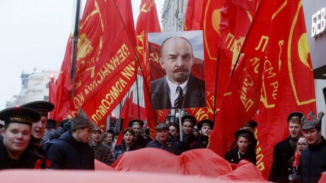 СССР большевиклар лидери Владимир Лениннинг ғояларига асосланганди.