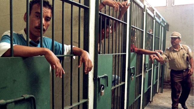 Prisioneros en El Salvador