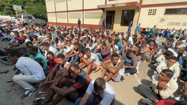 Tren de Aragua I "Intervenir la cárcel de Tocorón no significa el fin de la banda": la megaoperación del gobierno de Venezuela con 11.000 efectivos para controlar el "búnker" de la organización