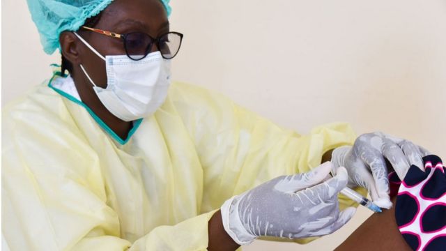 التطعيم ضد فيروس كورونا في أفريقيا