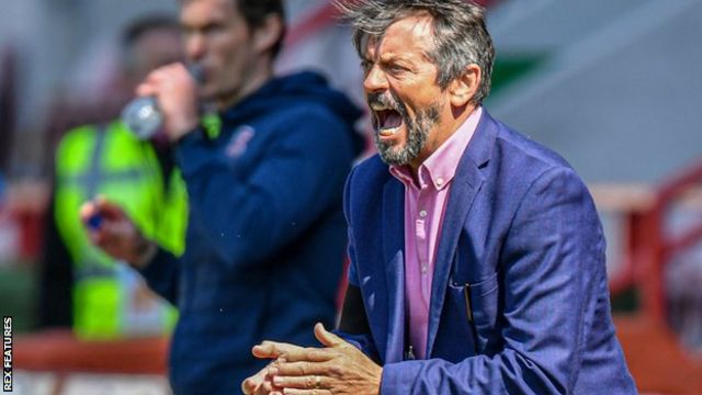 Southend United 0-4 Chesterfield: Southend sack Phil Brown after fans  protest - BBC Sport