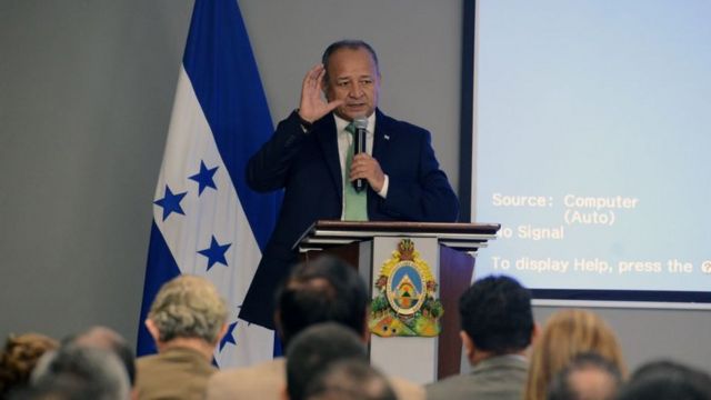 El ministro de seguridad de Honduras, Julián Pacheco