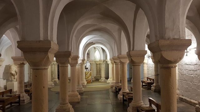 Крипта Вустерского собора