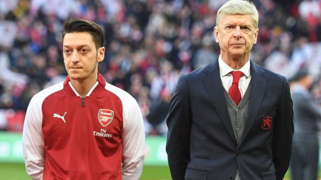 Mesut Ozil dan Arsene Wenger