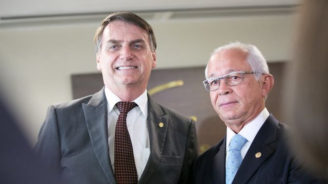 O presidente Jair Bolsonaro e o presidente do TST, ministro Brito Pereira