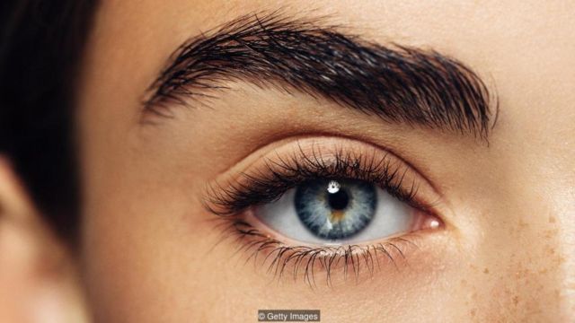Bằng chứng gần đây cho thấy vòng mống mắt thường là rõ nét hơn ở người trẻ, khỏe mạnh