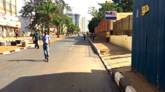 La police Rwandaise affirme avoir tué un homme qu'elle qualifie de "terroriste présumé " à Kigali, la capitale.