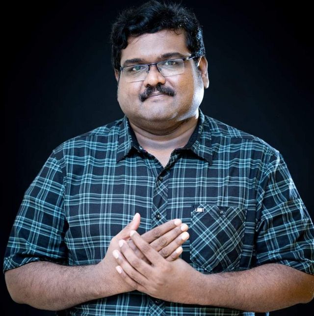 வினோத் ஆறுமுகம்