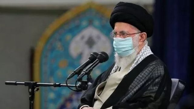 علی خامنه ای