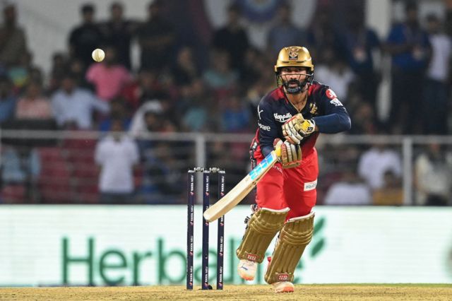 கோலி - கம்பீர் திடீர் மோதல் ஏன்?